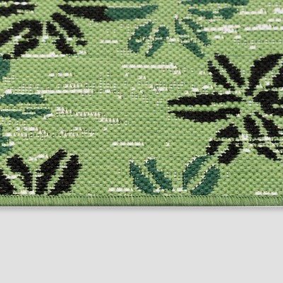 5' X 7' Floral Stamp Outdoor Rug Green - Opalhouse™