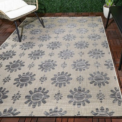  Dark Daisy Outdoor Rug Black - Opalhouse™